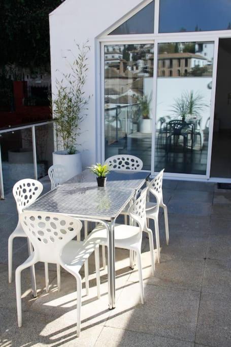 Апартаменты Amazing Loft! Rooftop Terrace! Alhambra Views! Гранада Экстерьер фото